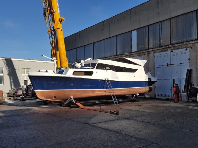 povrchova-uprava-paluby-jachty-1