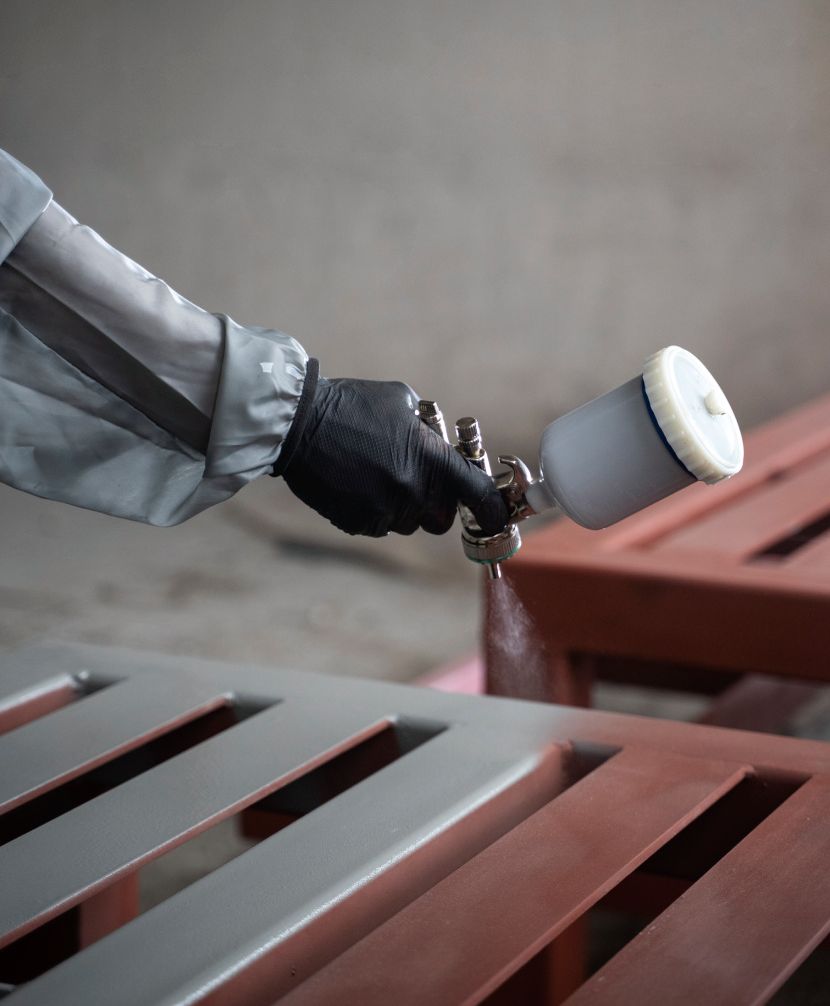 striekanie podkladovej farby